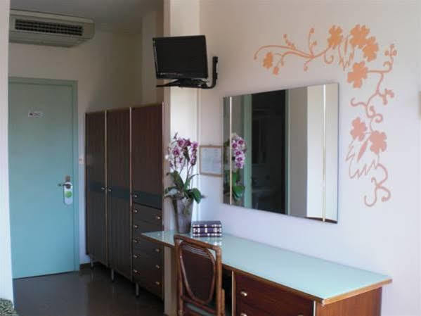 Hotel Hiki 3 Superior Bibione Zewnętrze zdjęcie